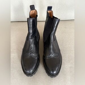 ALL BLACK lug soul booties wing tip slip on